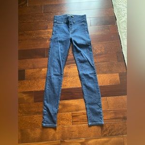 Liverpool pull on jeans